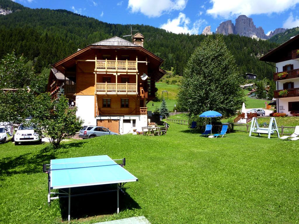 Appartamenti Majon Sotroi Campitello di Fassa Esterno foto
