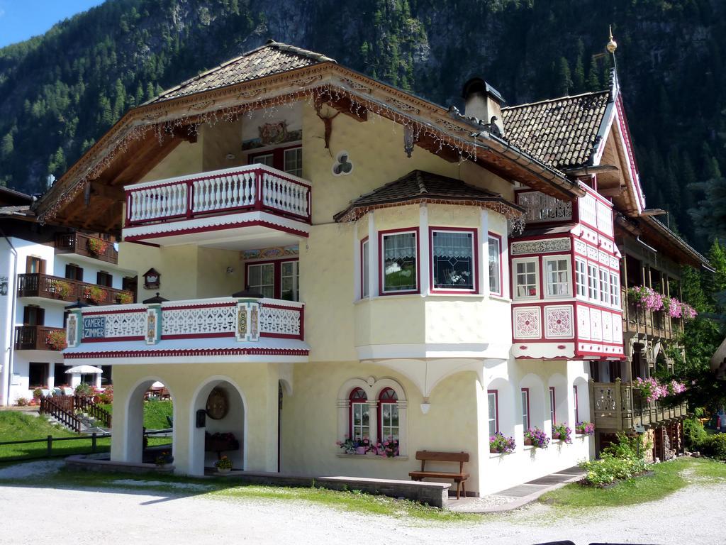 Appartamenti Majon Sotroi Campitello di Fassa Esterno foto